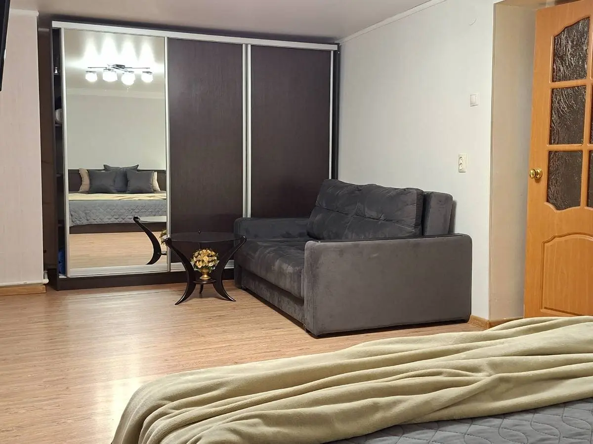 1-комн. у Нижнего парка, 40 м², ул. Гагарина, 4 — фото квартиры посуточно в Кисловодске №3