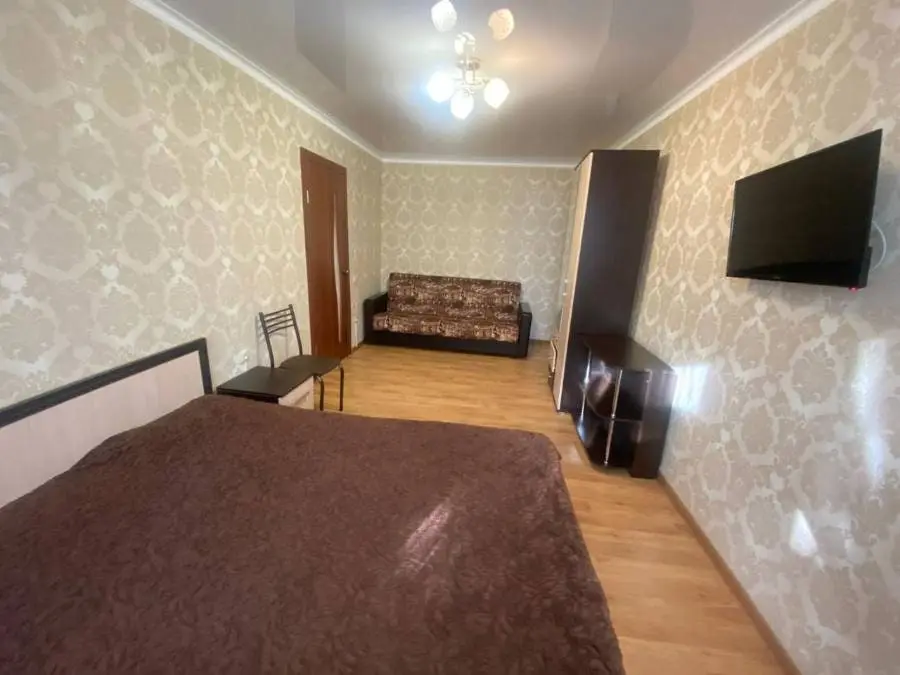 2-комн. в курортной зоне, 45 м², ул. Горького, 13 — фото квартиры посуточно в Кисловодске №2