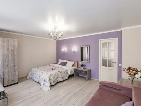 1-комн. возле Нарзанной галереи, 40 м² — квартира посуточно в Кисловодске, ул. Красноармейская, 3