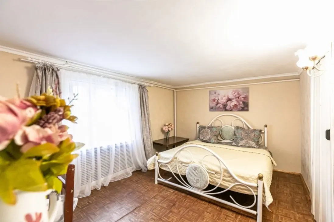 3-комн. у Каскадной лестницы, 70 м², ул. Шаляпина, 12 — фото квартиры посуточно в Кисловодске №2