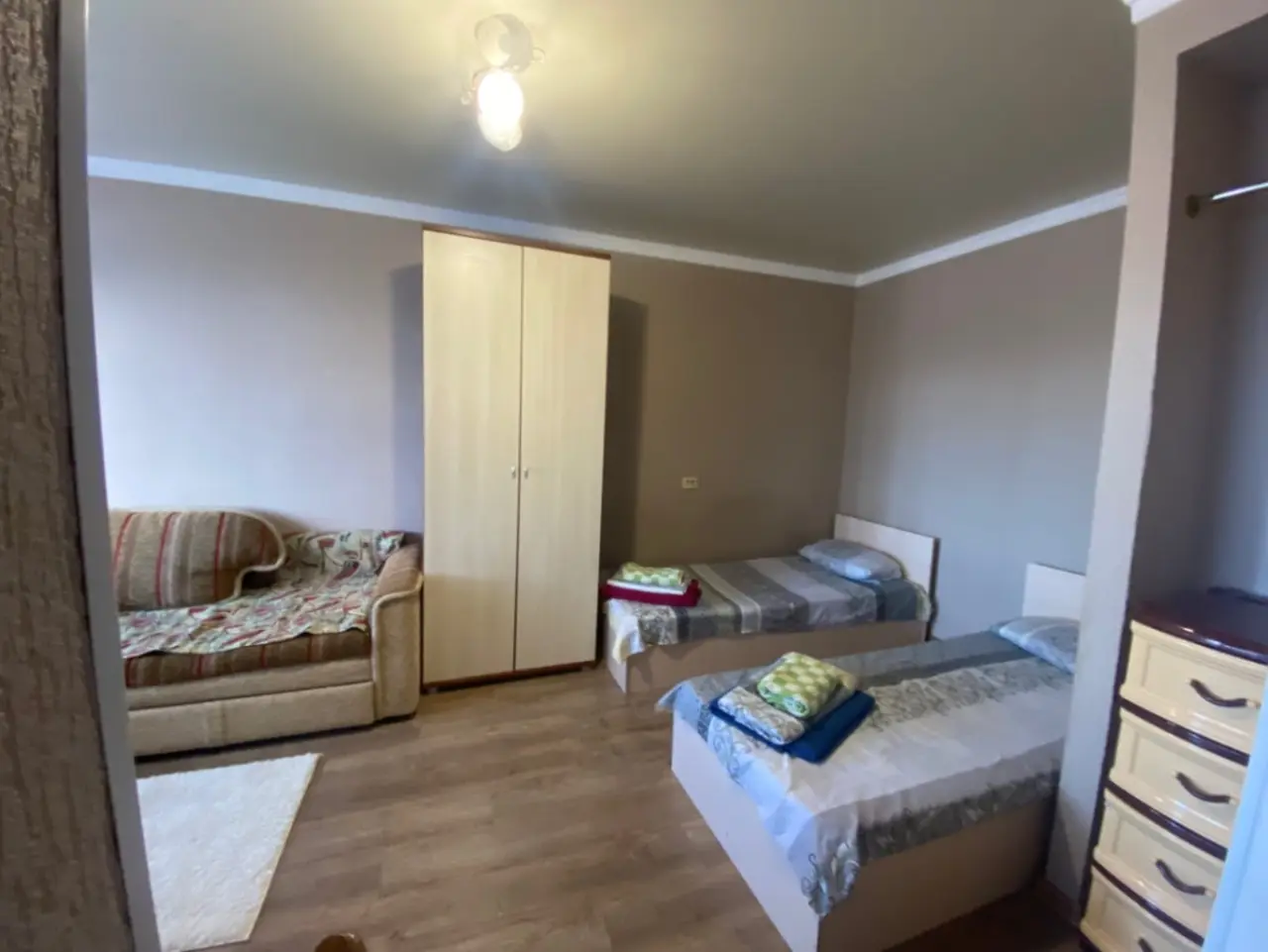 1-комн. в спокойном районе, 30 м², ул. Линейная, 33 — фото квартиры посуточно в Кисловодске №2