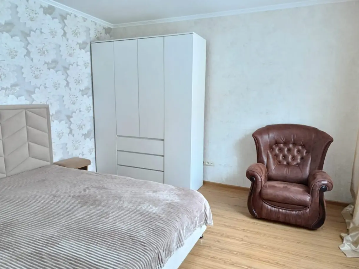2-комн. рядом с прогулочной зоной, 55 м², ул. Кольцова, 14 — фото квартиры посуточно в Кисловодске №3