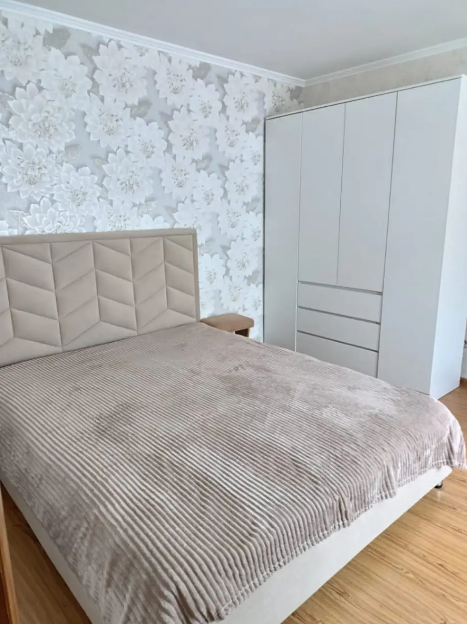 2-комн. рядом с прогулочной зоной, 55 м², ул. Кольцова, 14 — фото квартиры посуточно в Кисловодске №2