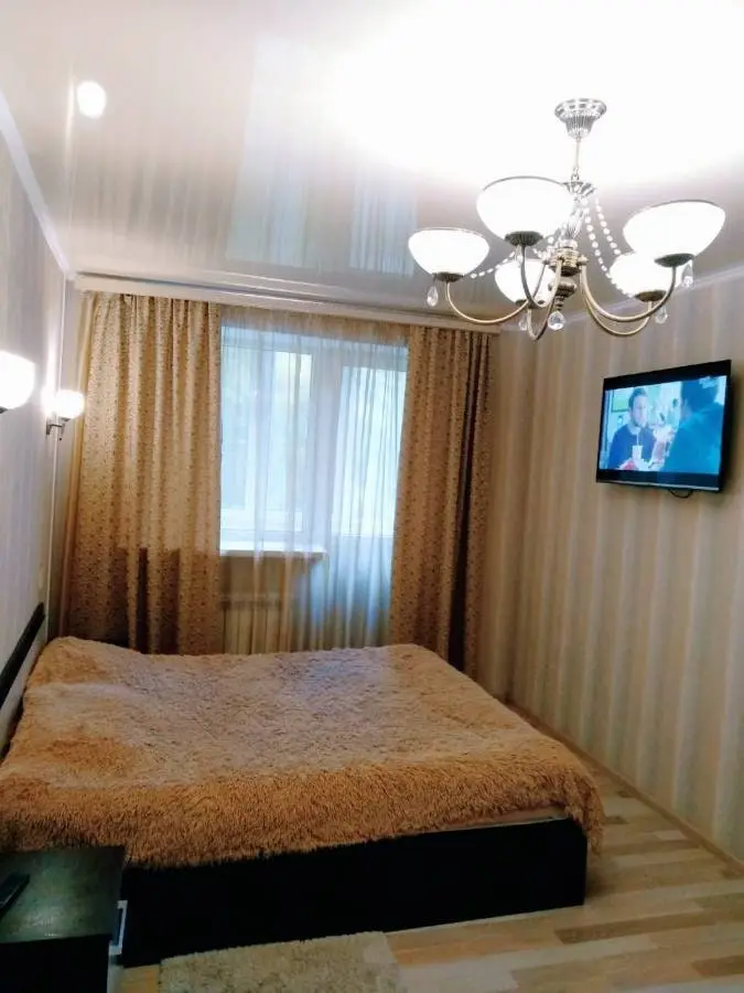 2-комн. возле Курортного бульвара, 42 м², ул. Тельмана, 2 — фото квартиры посуточно в Кисловодске №2