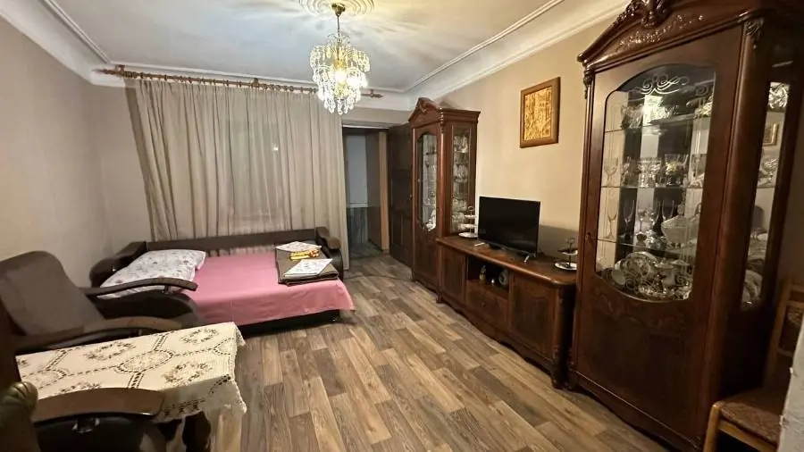 1-комн. в центре Кисловодска, 37 м², пер. Саперный, 3 — фото квартиры посуточно в Кисловодске №2