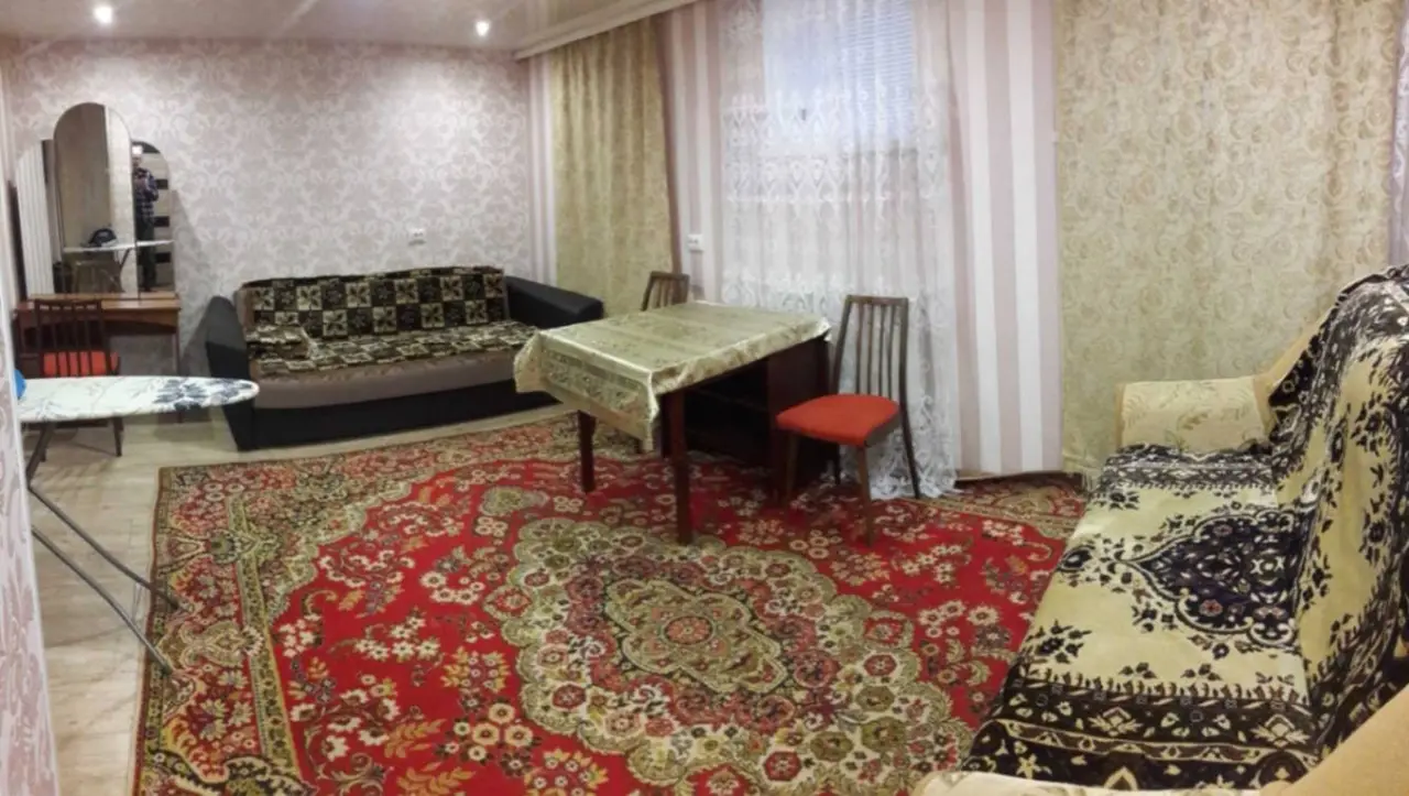 2-комн. в районе Широкой, 39 м², ул. Широкая, 29 — главное фото квартиры посуточно в Кисловодске