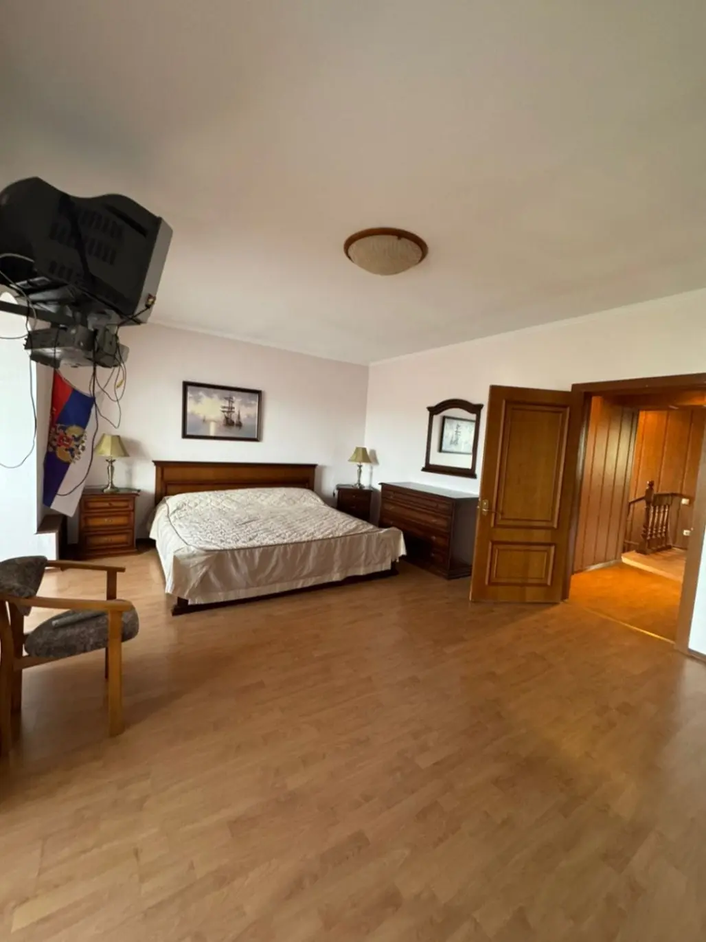 4-комн., 180 м², ул. Набережная, 1а — фото квартиры посуточно в Кисловодске №2
