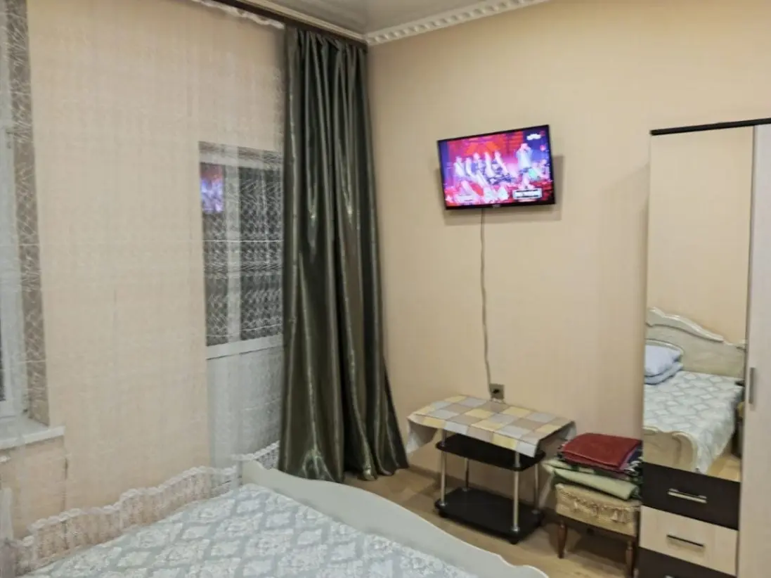 1-комн. рядом с прогулочной зоной, 30 м², ул. Ярошенко, 12 — фото квартиры посуточно в Кисловодске №2