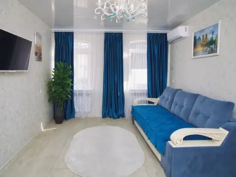 2-комн. рядом с прогулочной зоной, 35 м² — квартира посуточно в Кисловодске, ул. Ермолова, 8