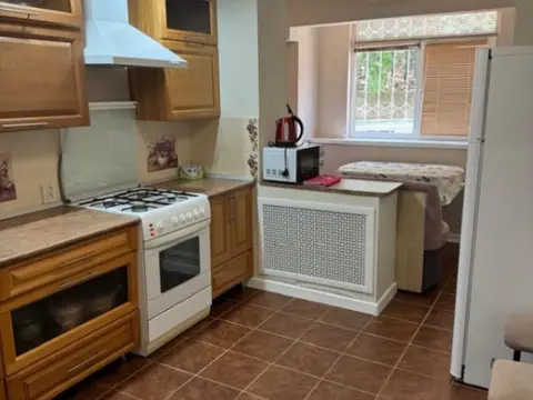 3-комн. в Кисловодске, 78 м² — квартира посуточно в Кисловодске, ул. Куйбышева, 53