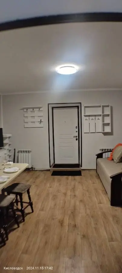 3-комн., 80 м², ул. Щербакова, 13 — главное фото квартиры посуточно в Кисловодске
