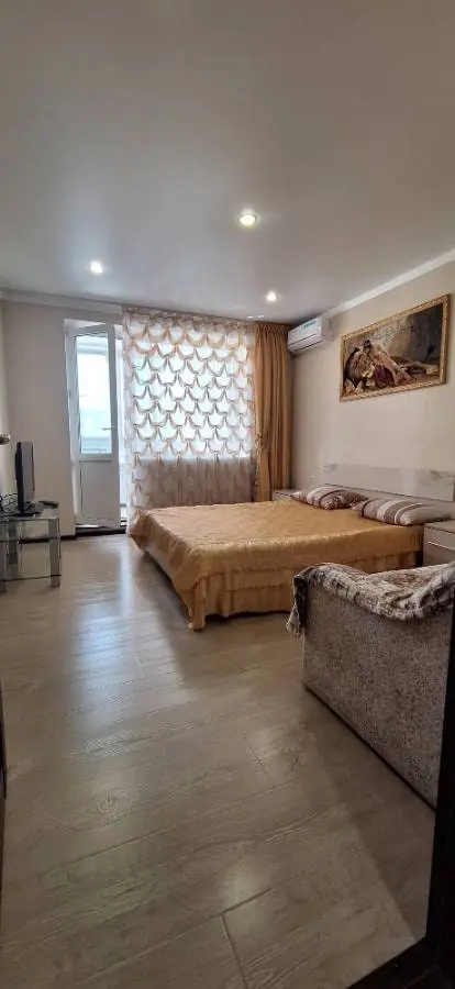 1-комн. у Курортного бульвара, 36 м², ул. Еськова, 1 — главное фото квартиры посуточно в Кисловодске