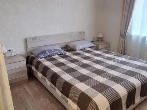 2-комн. у прогулочной зоны, 38 м² — квартира посуточно в Кисловодске, ул. Тельмана, 3