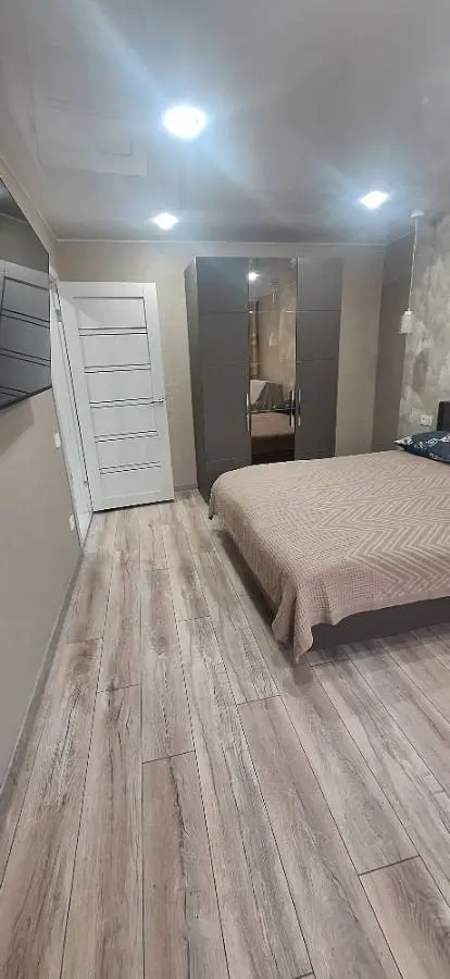 2-комн. в центре Кисловодска, 42 м², ул. Тельмана, 5 — фото квартиры посуточно в Кисловодске №2