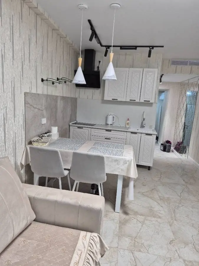 1-комн. у Курортного бульвара, 40 м², ул. Красноармейская, 11 — фото квартиры посуточно в Кисловодске №3