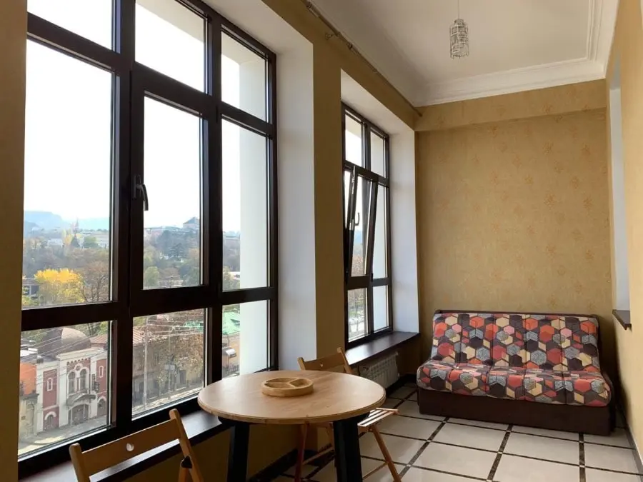 2-комн. в центре Кисловодска, 90 м², ул. Чкалова, 75 — фото квартиры посуточно в Кисловодске №2