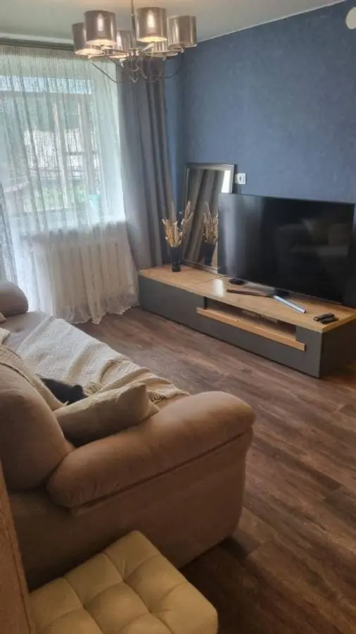 2-комн. в центре Кисловодска, 48 м², ул. Тельмана, 14 — фото квартиры посуточно в Кисловодске №3