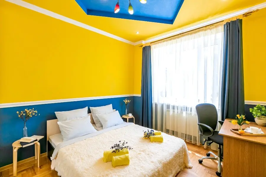 2-комн. в районе Широкой, 50 м², ул. Осипенко, 6 — главное фото квартиры посуточно в Кисловодске