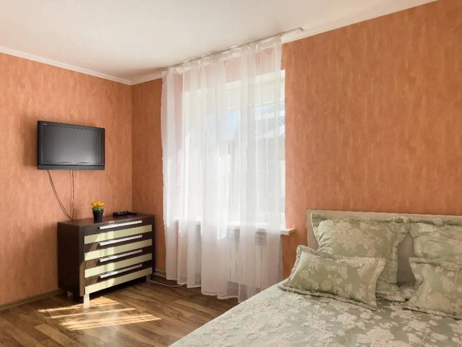 2-комн. в парковой зоне, 59 м², ул. Подгорная, 11 — фото квартиры посуточно в Кисловодске №3