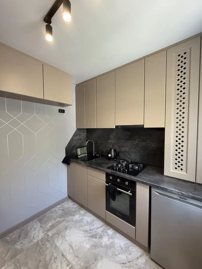 2-комн. рядом с прогулочной зоной, 45 м², ул. Клары Цеткин, 33 — фото квартиры посуточно в Кисловодске №2