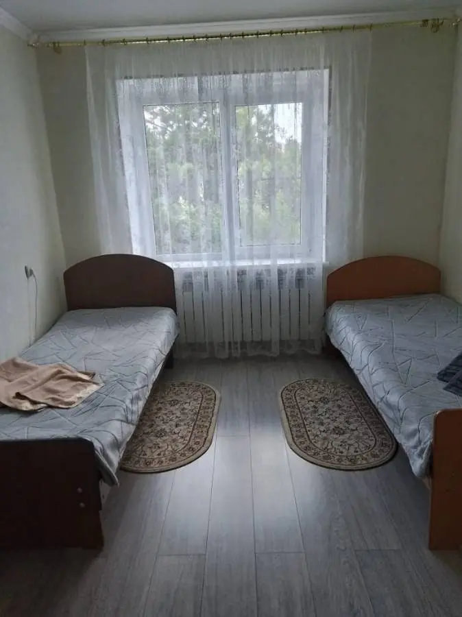2-комн. у зелёной зоны, 50 м², ул. 40 лет Октября, 32 — фото квартиры посуточно в Кисловодске №2