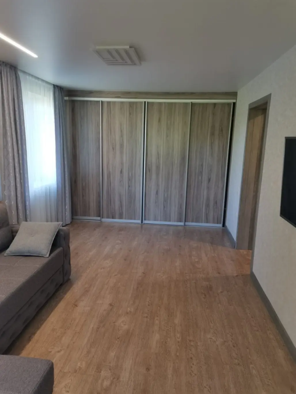 2-комн. у зелёной зоны, 50 м², ул. А. Губина, 11 — фото квартиры посуточно в Кисловодске №2