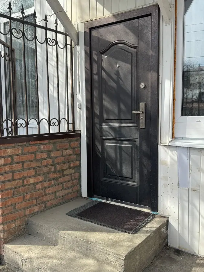 1-комн. возле Нарзанной галереи, 56 м², ул. Шаумяна, 1 — фото квартиры посуточно в Кисловодске №3