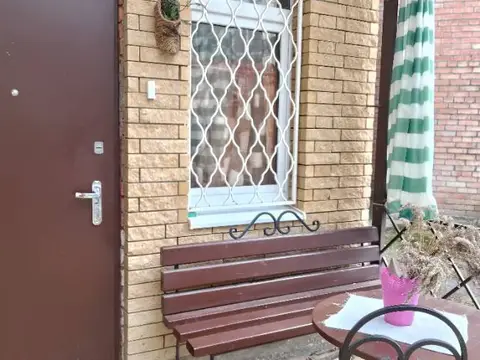 2-комн. у Курортного бульвара, 41 м² — квартира посуточно в Кисловодске, пер. Яновского, 2