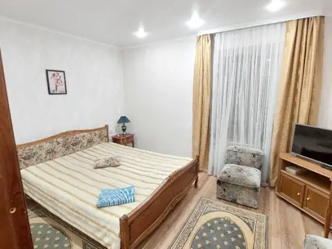 2-комн. у Нижнего парка, 47 м² — квартира посуточно в Кисловодске, пр. Мира, 19а