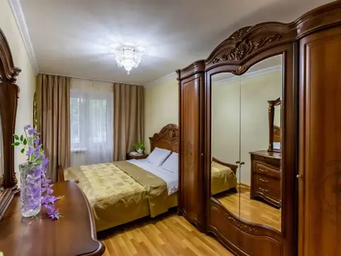 2-комн. на Широкой улице, 55 м² — квартира посуточно в Кисловодске, ул. Жуковского, 10