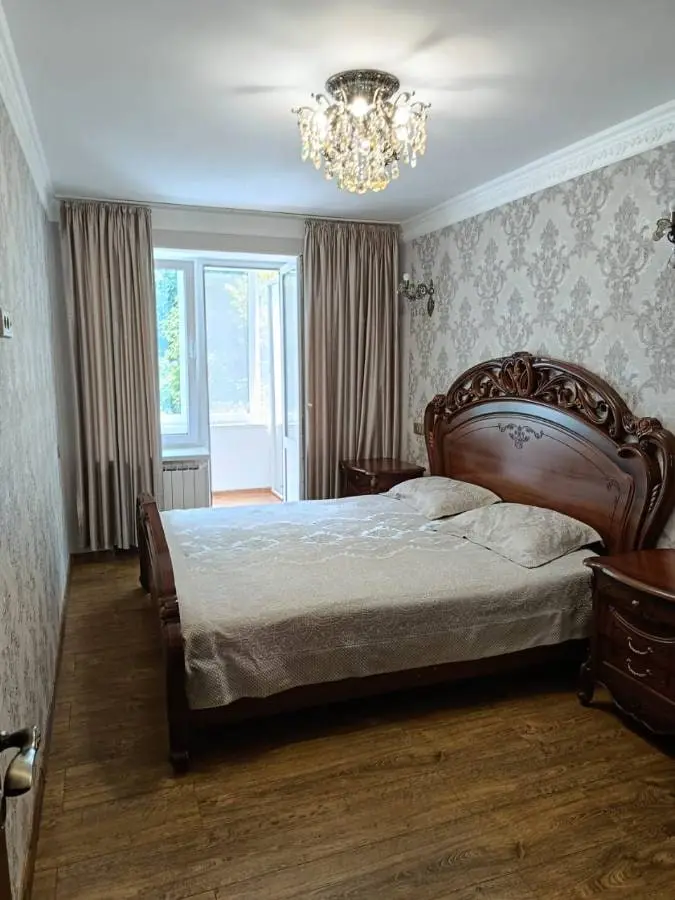 2-комн. в районе Широкой, 60 м², ул. Жуковского, 10 — фото квартиры посуточно в Кисловодске №3