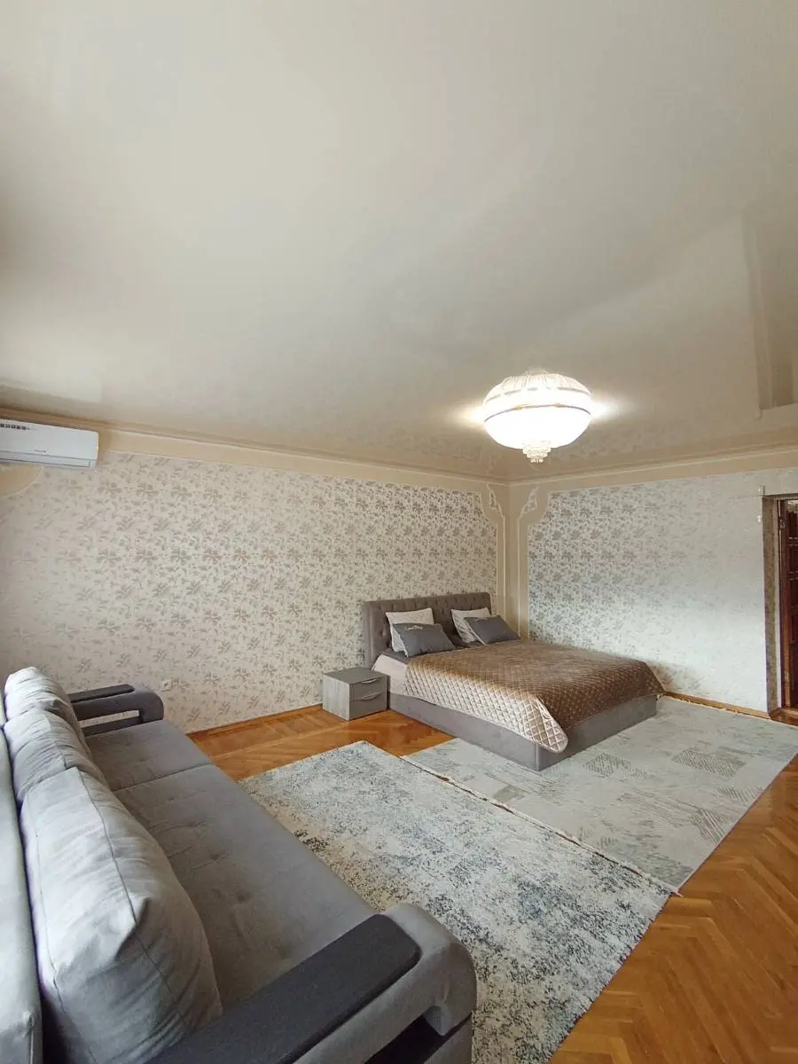 2-комн. возле парка, 60 м², ул.Титова, 10 — фото квартиры посуточно в Кисловодске №2