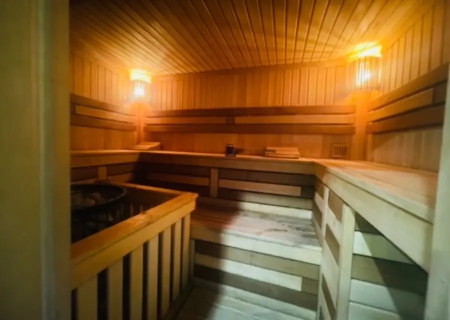 Квартира у Курортного бульвара, 700 м², ул. Чернышевского, 35 — фото квартиры посуточно в Кисловодске №3