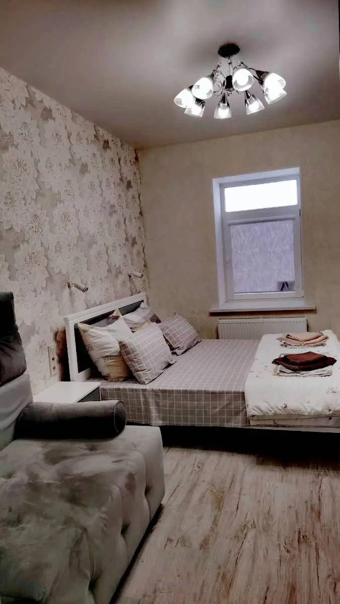1-комн. в центре Кисловодска, 37 м², ул. Красноармейская, 6 — фото квартиры посуточно в Кисловодске №2