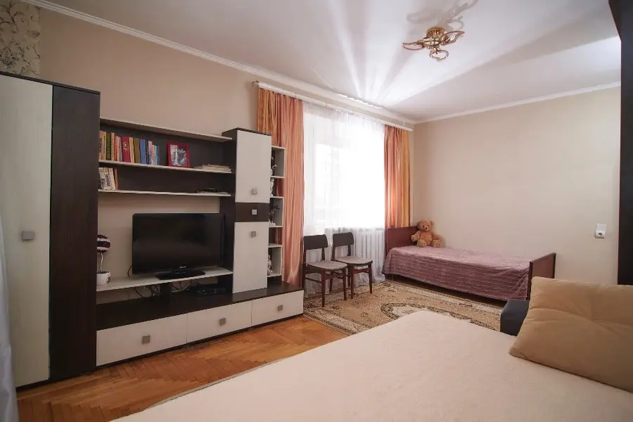 1-комн. на Широкой улице, 37 м², ул. Коллективная, 8 — фото квартиры посуточно в Кисловодске №2
