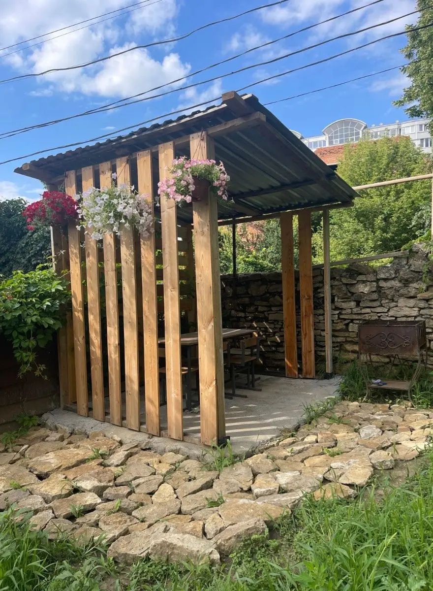 2-комн. в курортной зоне, 60 м², ул. Кирова, 29 — главное фото квартиры посуточно в Кисловодске