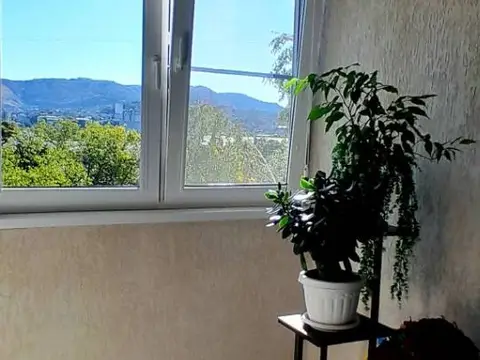 1-комн. в спокойном районе, 41 м² — квартира посуточно в Кисловодске, ул. А. Губина д 11