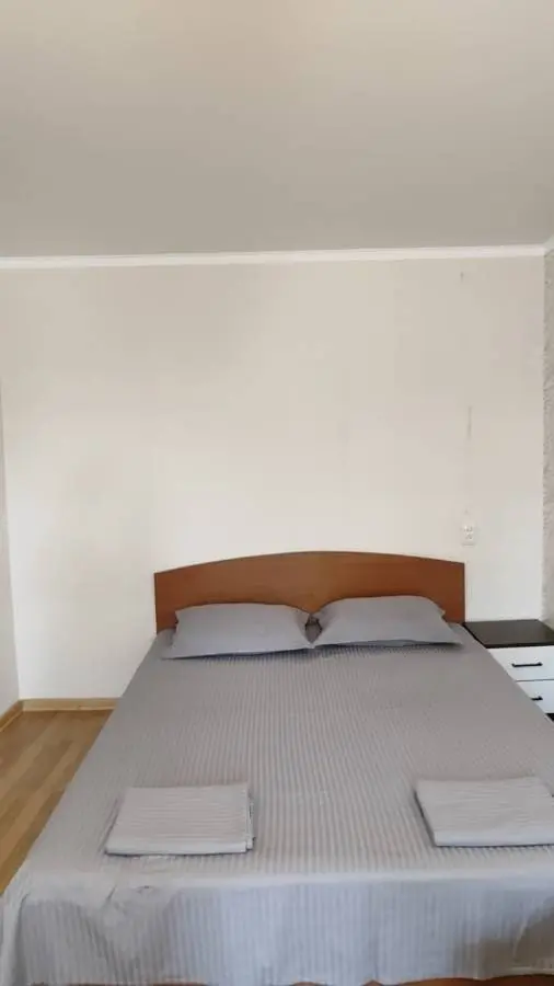 1-комн. в районе Широкой, 30 м², ул. Широкая, 24 — фото квартиры посуточно в Кисловодске №2