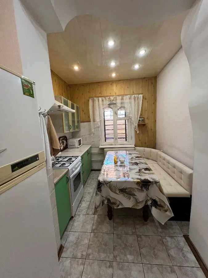 Квартира у Комсомольского парка, 150 м², ул. Тельмана, 18 — фото квартиры посуточно в Кисловодске №2