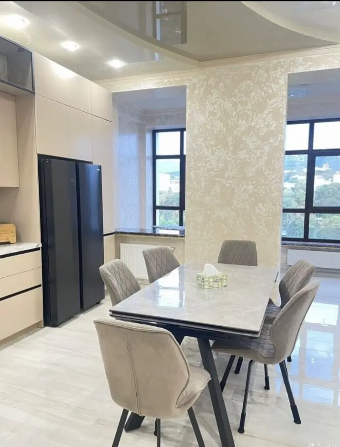 2-комн. рядом с Курортным бульваром, 145 м², ул. Чкалова, 75 — главное фото квартиры посуточно в Кисловодске