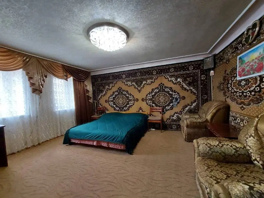 1-комн. у прогулочных маршрутов, 30 м², ул. Гагарина, 60 — главное фото квартиры посуточно в Кисловодске