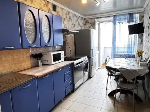 2-комн. в Кисловодске, 49 м² — квартира посуточно в Кисловодске, ул. Калинина, 8а