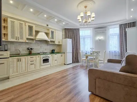 3-комн. рядом с Курортным бульваром, 70 м² — квартира посуточно в Кисловодске, ул. Чкалова, 75