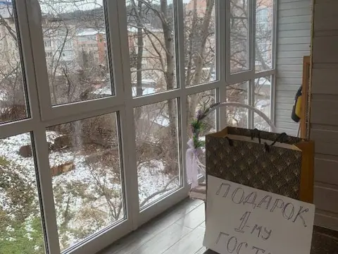 3-комн. на Широкой улице, 80 м² — квартира посуточно в Кисловодске, ул. Осипенко, 3