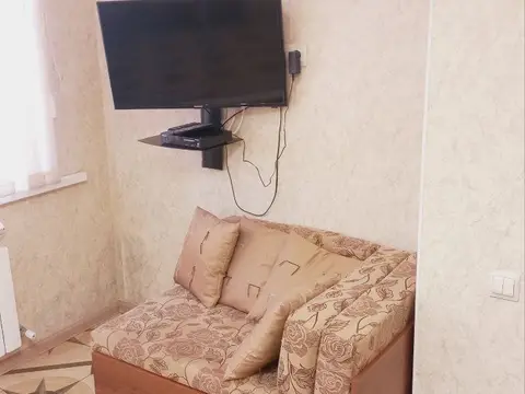 2-комн. у Никольского собора, 50 м² — квартира посуточно в Кисловодске, ул. Кольцова, 22