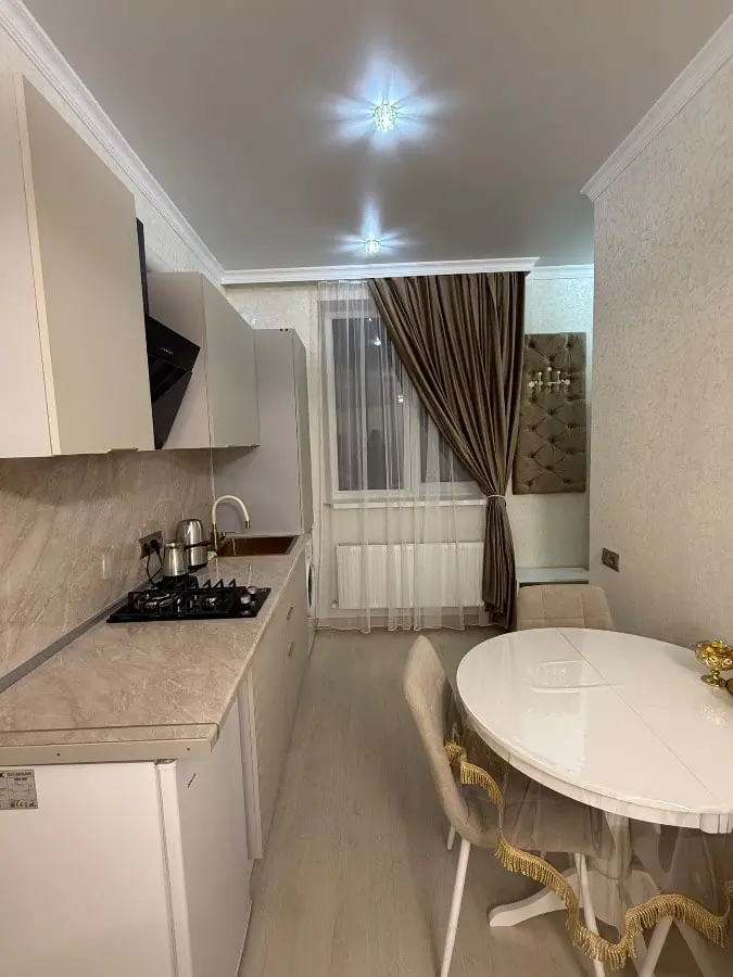 2-комн. рядом с парком, 45 м², ул. Катыхина, 21 — главное фото квартиры посуточно в Кисловодске