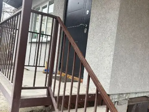 2-комн. у Нарзанной галереи, 55 м² — квартира посуточно в Кисловодске, пр. Мира, 6