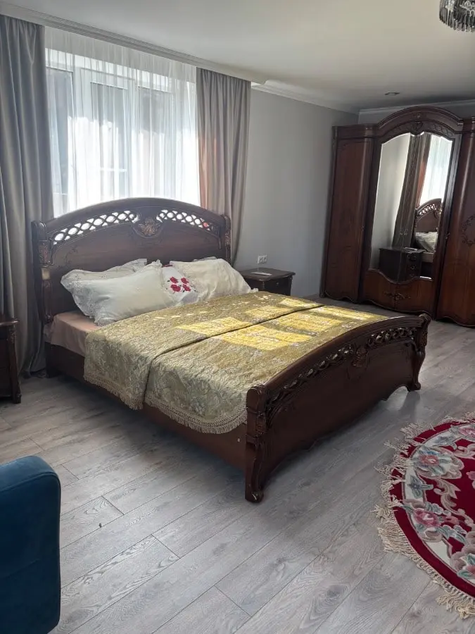 2-комн. в Кисловодске, 100 м², ул. Сиреневая, 15 — фото квартиры посуточно в Кисловодске №3