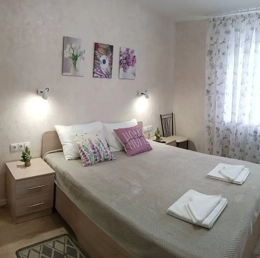 2-комн. в курортной зоне, 37 м², ул. Ксении Ге, 16 — главное фото квартиры посуточно в Кисловодске
