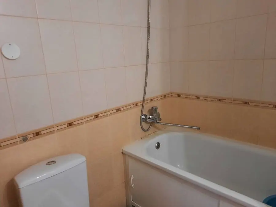 2-комн. у Нарзанной галереи, 50 м², ул Красноармейская, д 18 — фото квартиры посуточно в Кисловодске №3